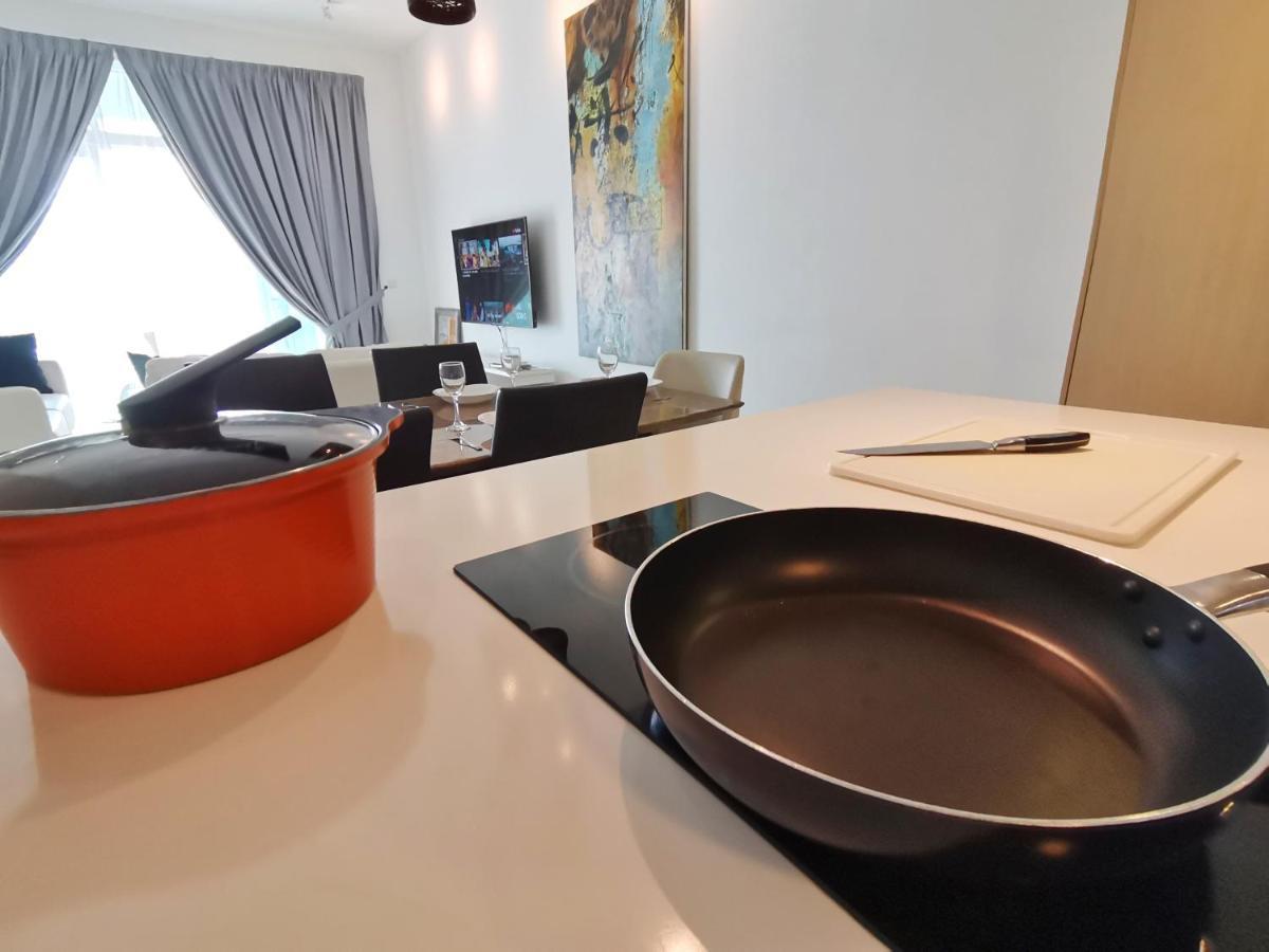Southbay Plaza Apartment *