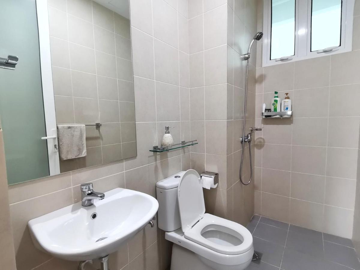 Apartment Southbay Plaza *