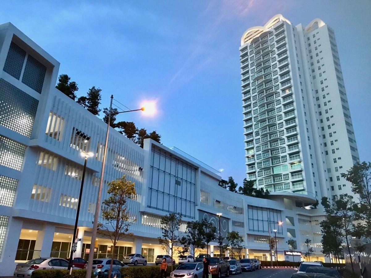 Apartment Southbay Plaza *